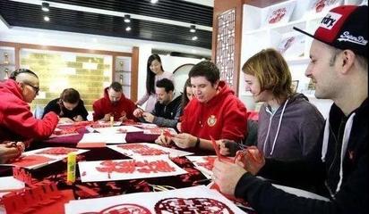 藝術品鑒定的多維探索 傳統(tǒng)與科技的融合之路